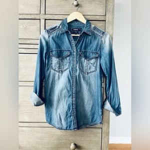 Express Women’s Distressed Denim Boyfriend Button Down!